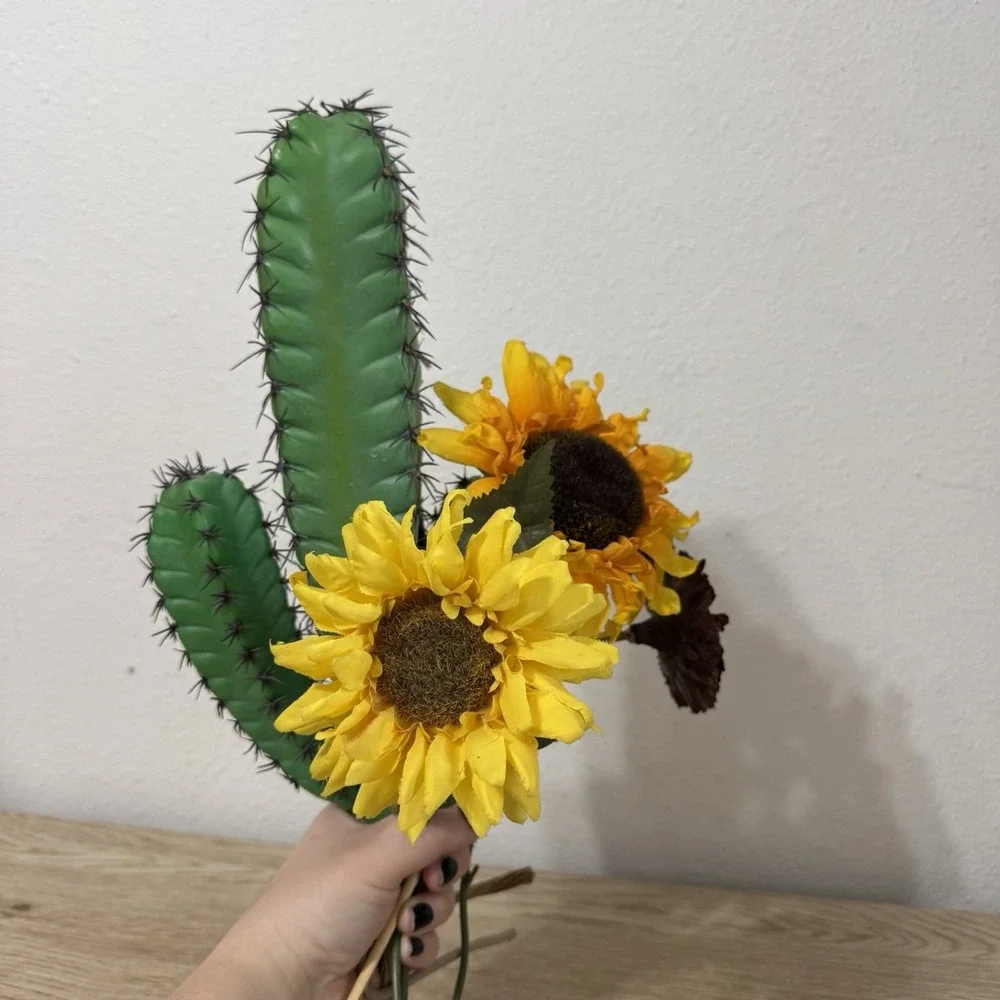 Southwestern Faux Floral Arrangement Vase Filler Western Cactus‎ Sunflowers